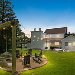 4-bedroom house in charming Oak Hill with WiFi, AC. Relax and enjoy