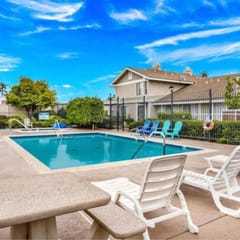 Lux Modern Pet Friendly | Pool | Hot Tub | Tennis - Holiday Home