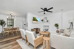 Cozy 2BR newly renovated mid-century modern home - Image 2