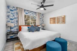 5 min UF | EV Charge | Pool | Hot Tub | Game Room. - Image 4