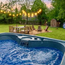New River Gorge Retreat: Hot Tub, Games, Firepit - Image 2