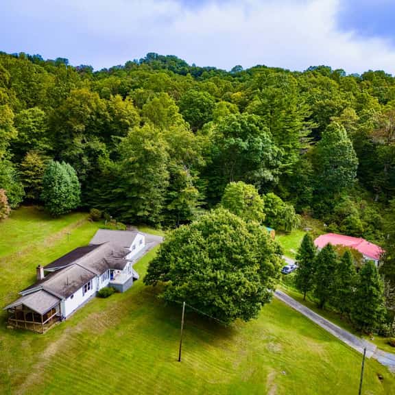 17 Min to NRG | Grill | Huge Yard | Private | Cozy - Holiday Home - Image 1
