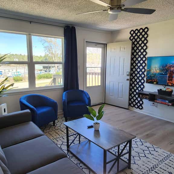 1BR Duplex w/ Smart TVs, Games & Comfort - Image 1