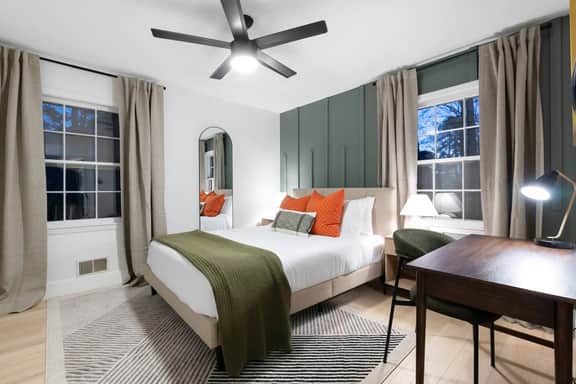 3 mi Downtown Spartanburg | Cozy+Modern | Pets OK - Holiday Home - Image 5