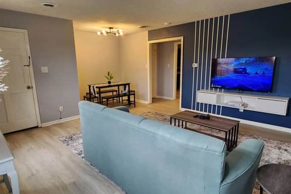 2BR Near Sherman College | Wi-Fi + Washer/Dryer - Image 2