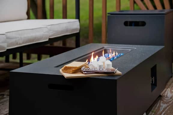 7min to NRG | Sauna | Hottub | Firepit | Huge Deck - Holiday Home - Image 5