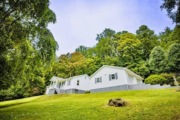 17 Min to NRG | Grill | Huge Yard | Private | Cozy - Holiday Home - Image 4