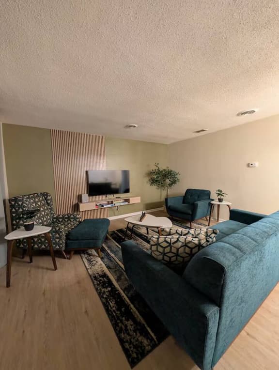 Convenient 2BR | Fast Wi-Fi + Full Kitchen - Image 1